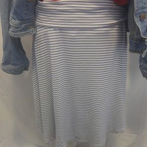 *2/$5 SALE!* Gap White/Blue Striped Cotton Skirt - Size (L)